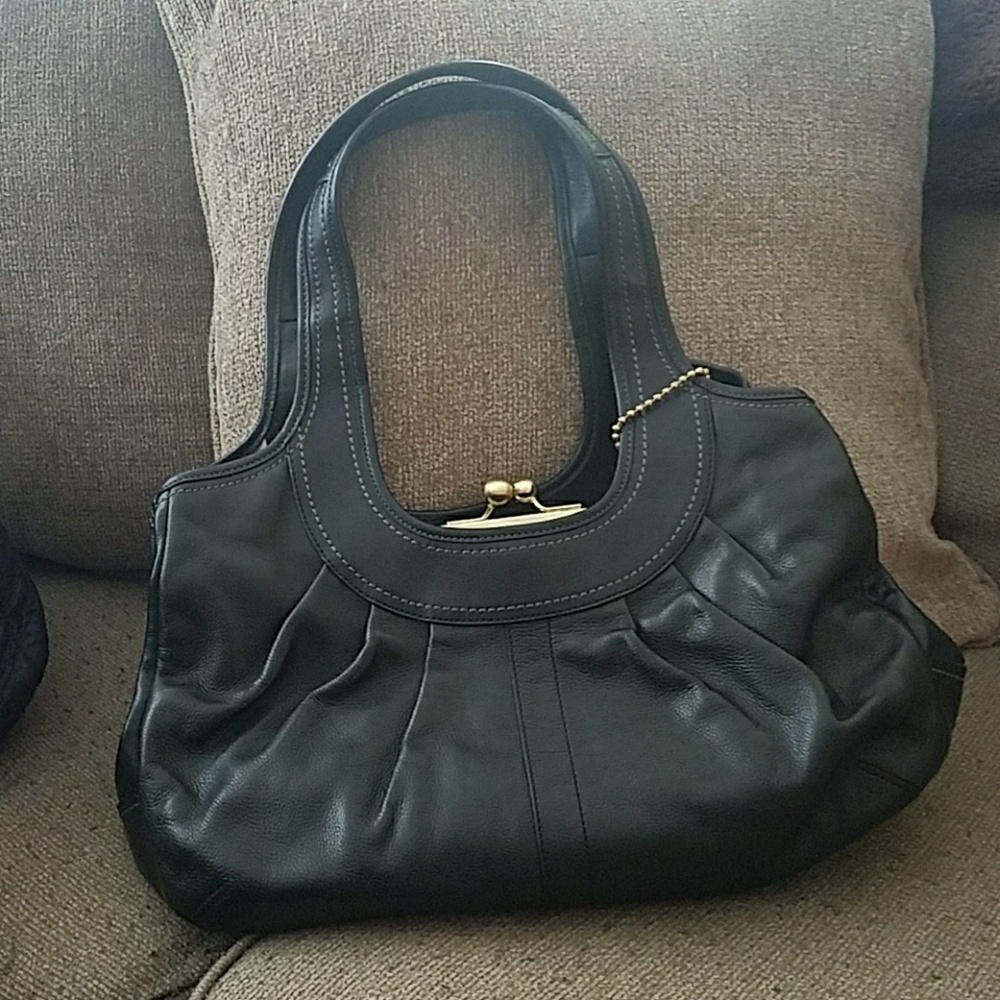 Coach purse / hand bag